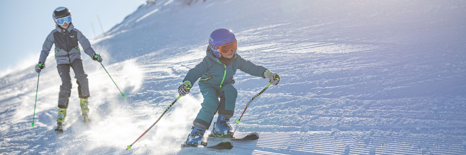 skifahren winter kitzbueheleralpen tirol familie 2